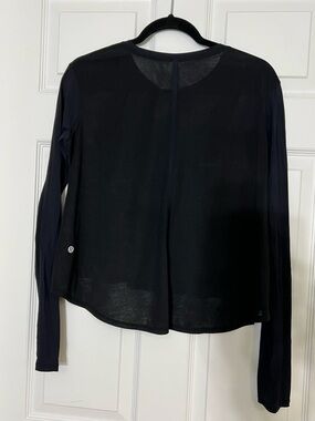 Lululemon athletica Black Long Sleeve Lightweight Tee